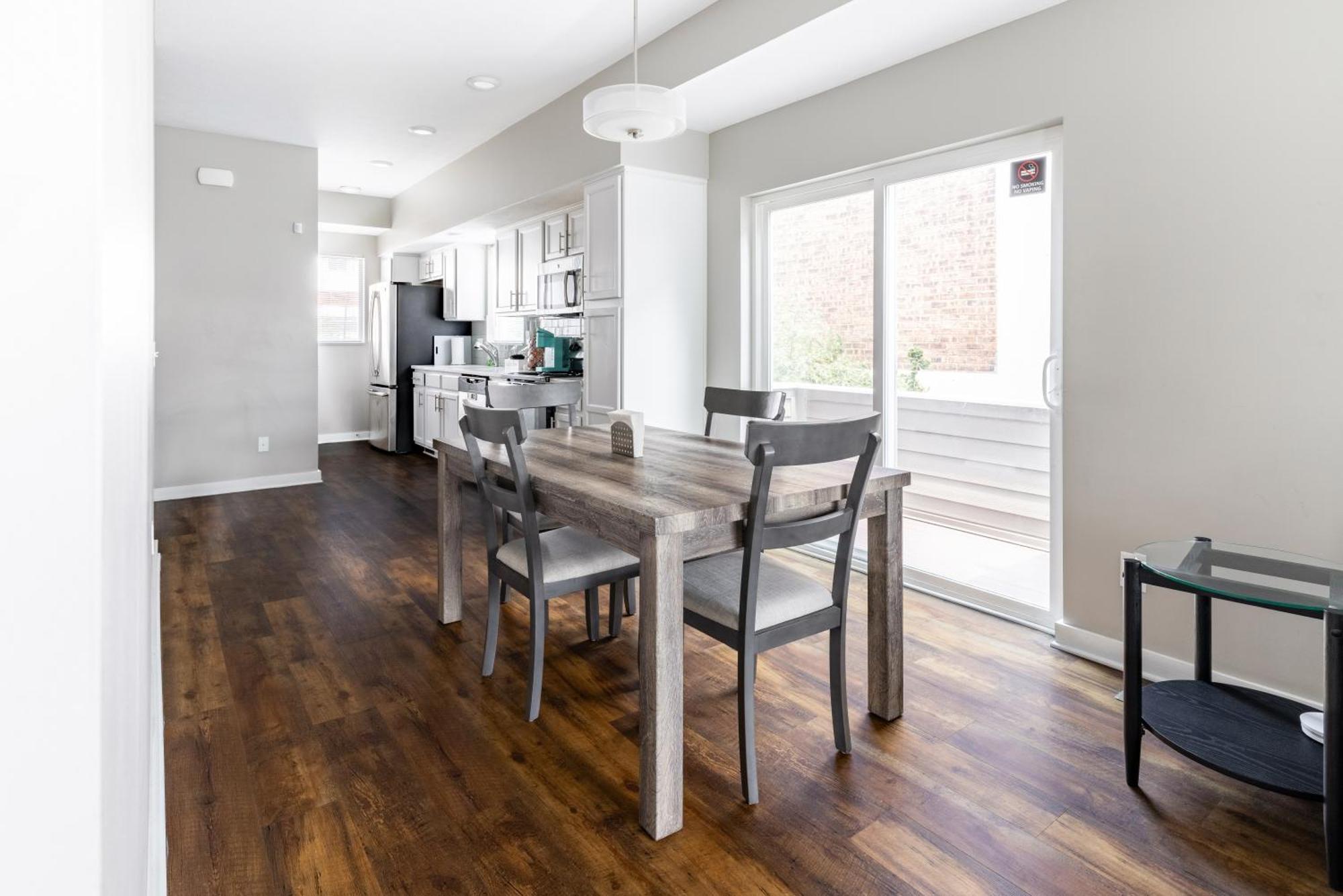 Luxury Downtown Townhome Unit 14 Cleveland Dış mekan fotoğraf
